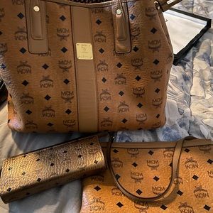 COPY - Mcm tote with wallet 100% Authentic